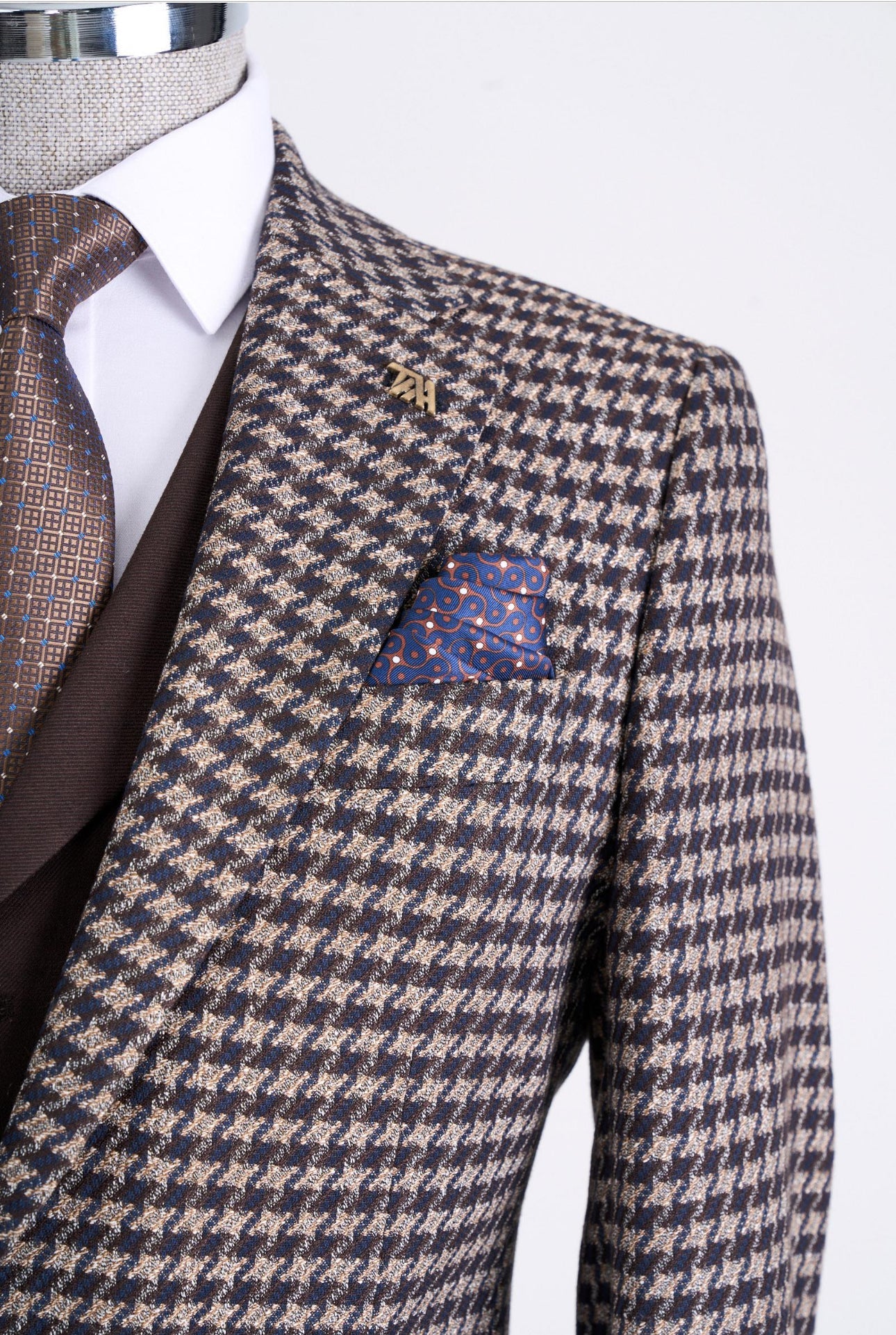 Bojoni Chicago Slim Fit Checked Brown Suit