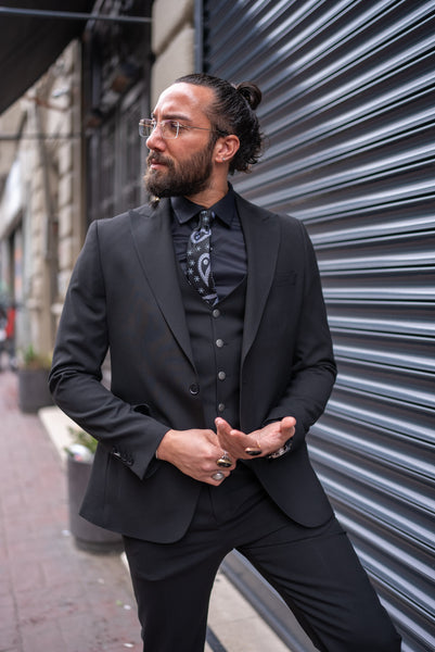 Bojoni Doral Slim Fit Classic Black Suit | VICLAN