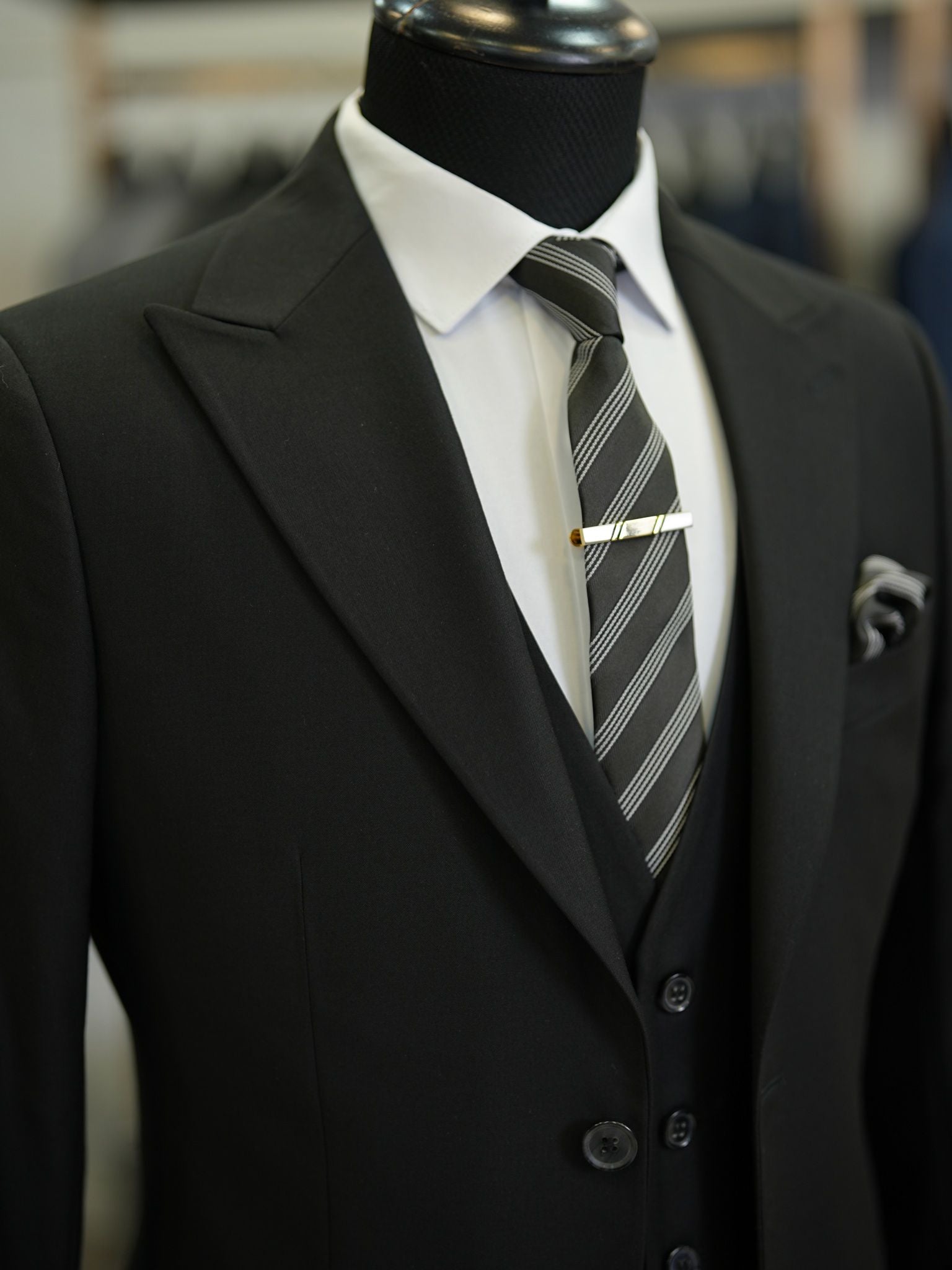 Bojoni Maison Black Slim Fit Suit