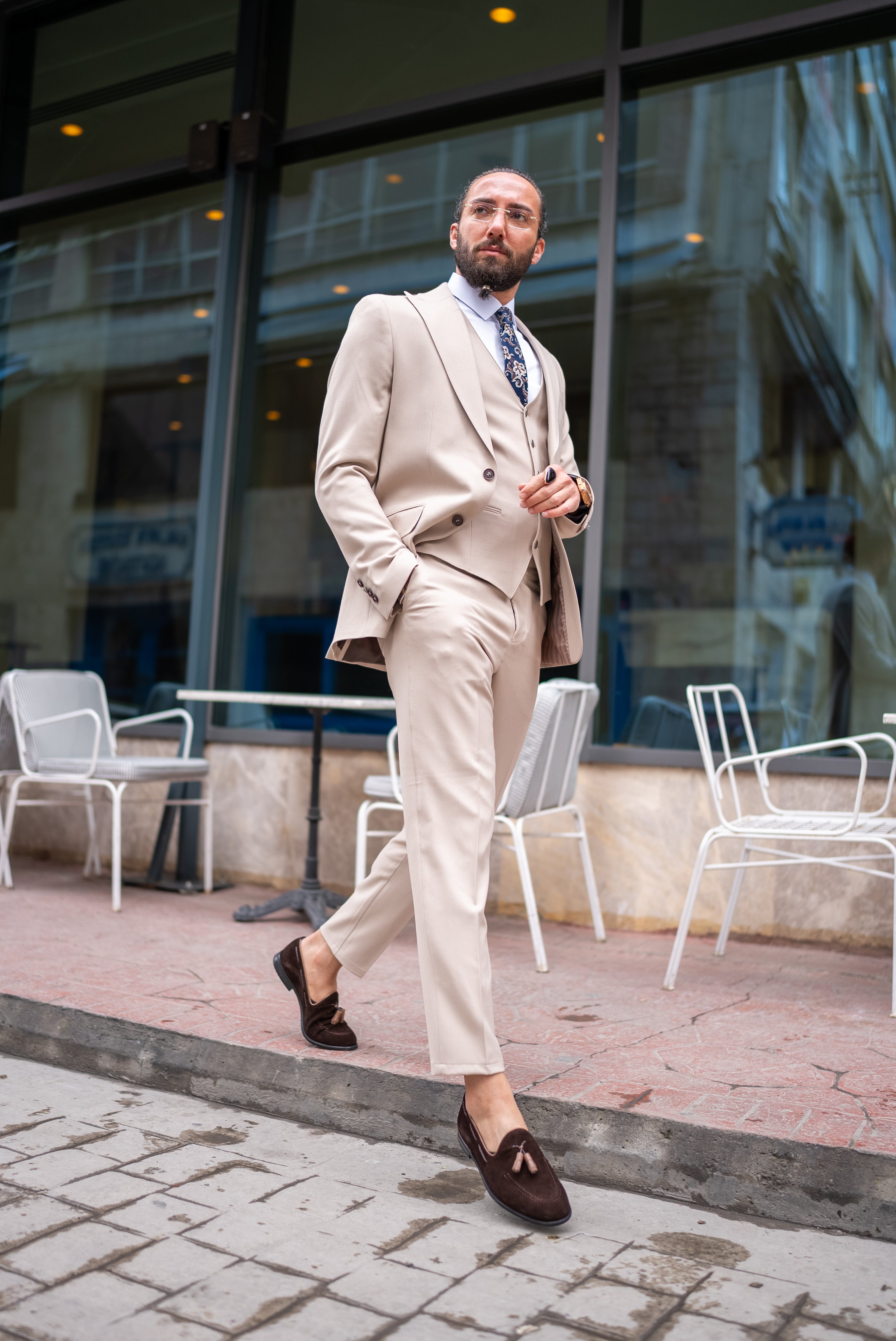 Bojoni Doral Slim Fit Classic Cream Suit