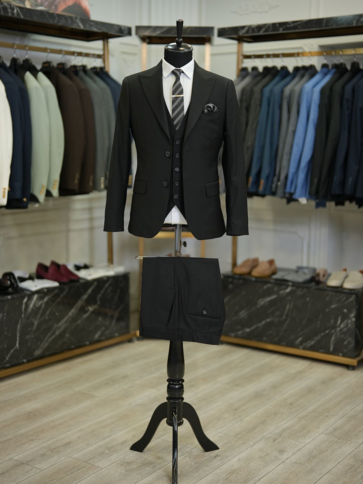 Bojoni Maison Black Slim Fit Suit