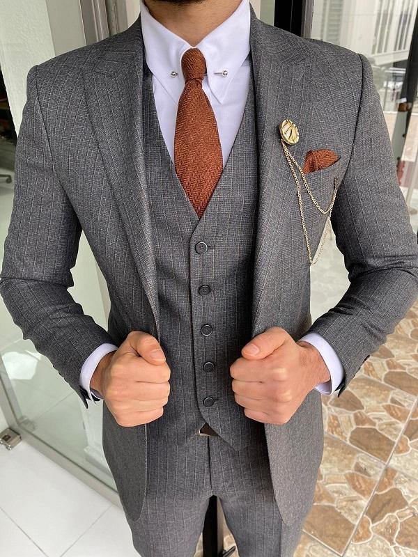 Abruzzo Gray Slim Fit Peak Lapel Striped Wool Suit-baagr.myshopify.com-suit-BOJONI