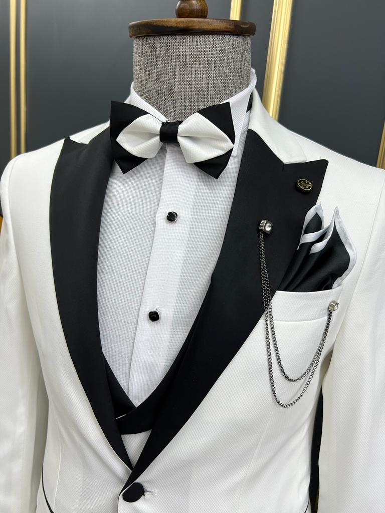 Bojoni Veneta White Slim Fit Peak Lapel Tuxedo