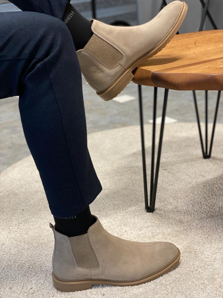 Bojoni Lorentti Beige Suede Chelsea Boots 