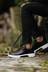 Leon Patent Leather Black Sneakers
