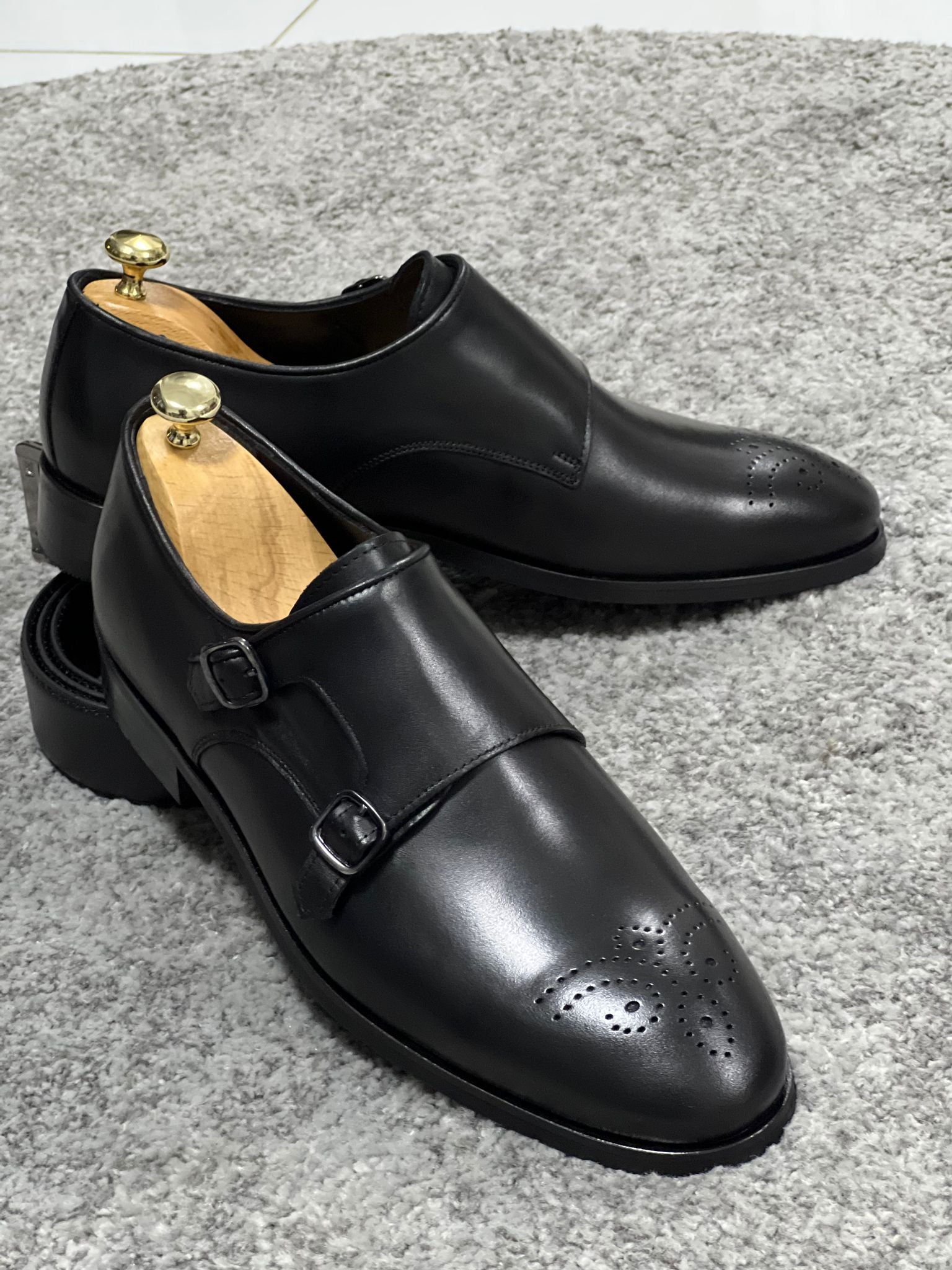 Louis Special Edition Neolite Sole Double Monk Stap Black Shoes