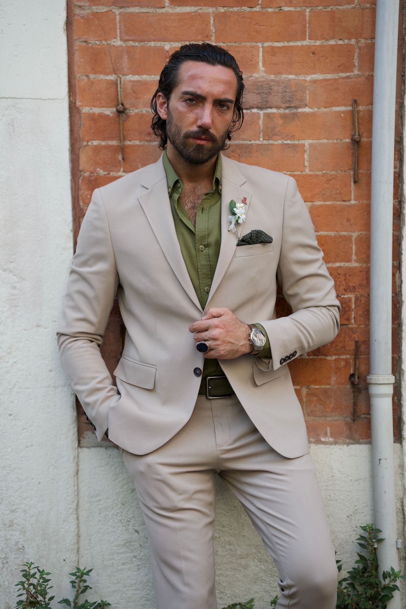 Bojoni Uluwatu Slim Fit Mono Collared Beige Suit | VICLAN Bojoni Uluwatu Slim Fit Mono Collared Beige Suit | VICLAN