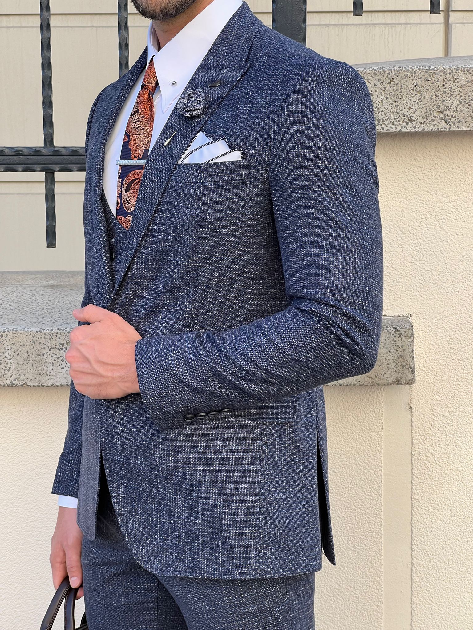 Bojoni Astoria Slim Fit Self-Patterned Pointed Indigo Suit