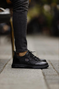 Leon Itlian Sole Black Sneakers