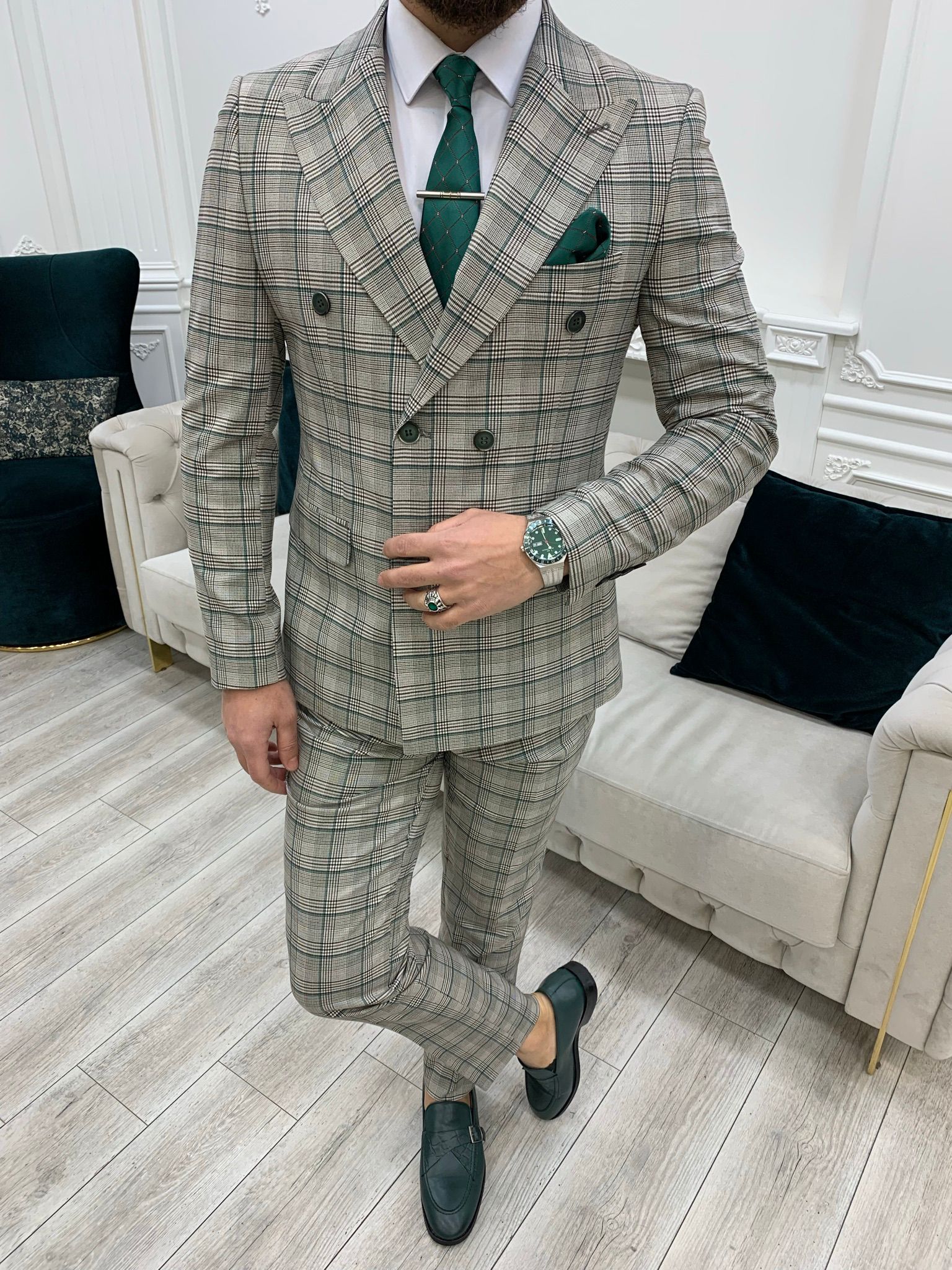 Bojoni Huntingron Double Breasted  Green Slim Fit Suit 