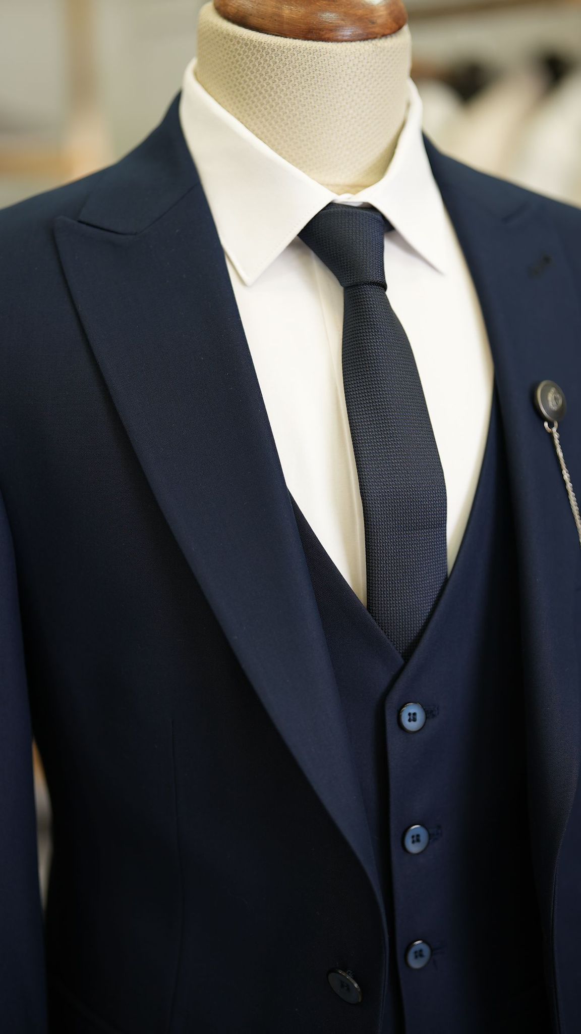Bojoni Burnley Navy Blue   Slim Fit Suit