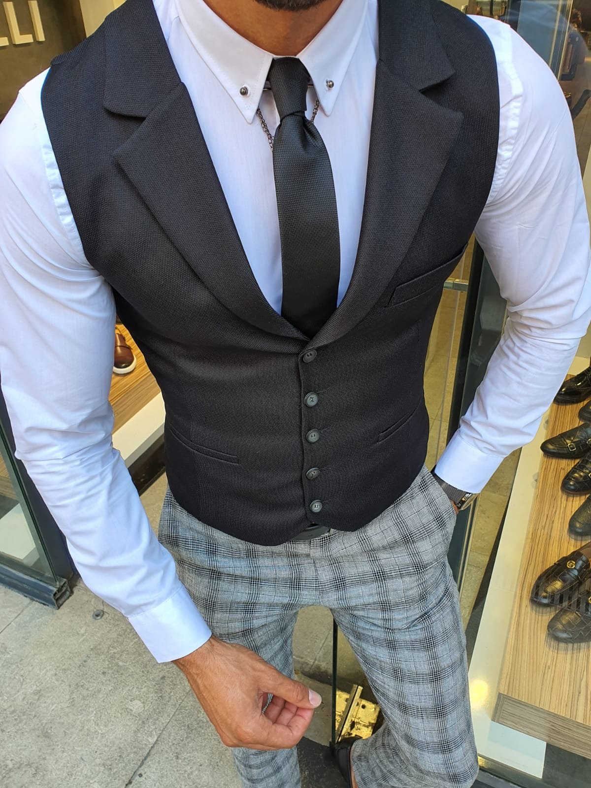 Carl Black Slim Fit Vest-baagr.myshopify.com-suit-BOJONI