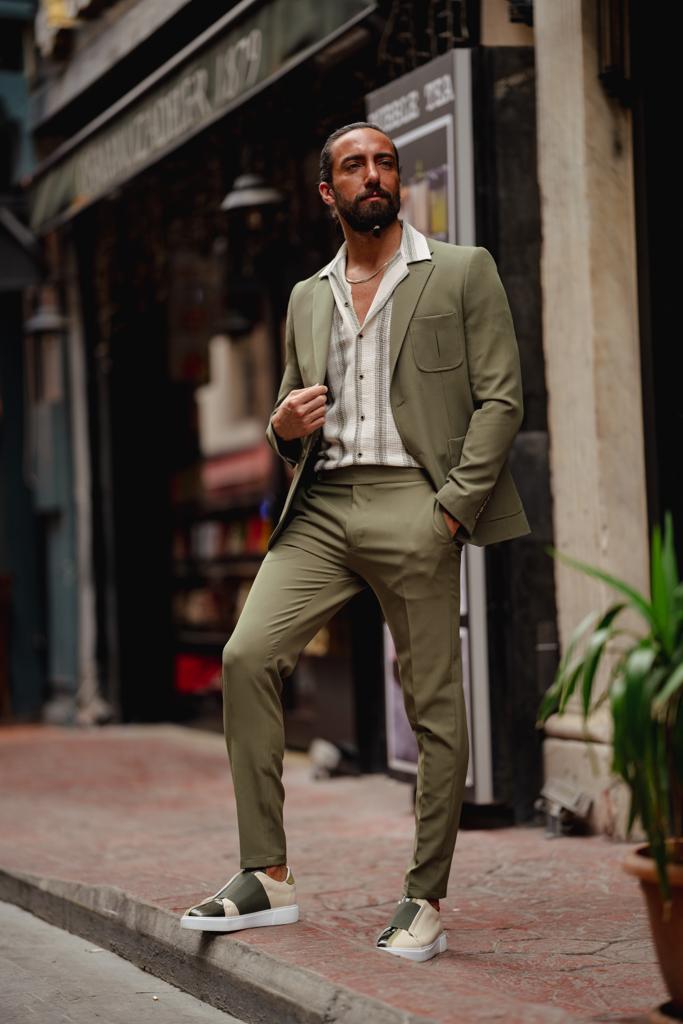 Bojoni Serra Green Slim Fit Wool Suit