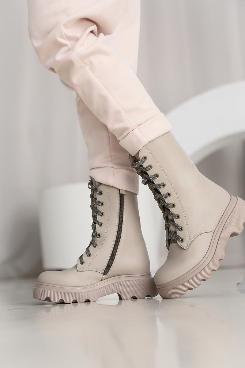 Clan Lace-up Beige Boots with Ribbed Sole 