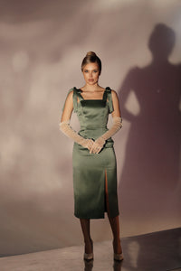 Viclans Satin Green Dress with Ties at the Shoulders 