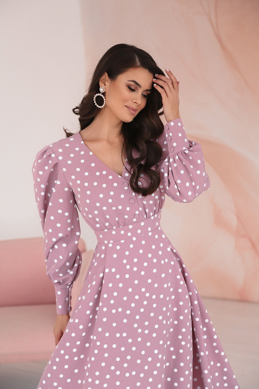 Polka Dot Midi Dress with Puffy Sleeves 
